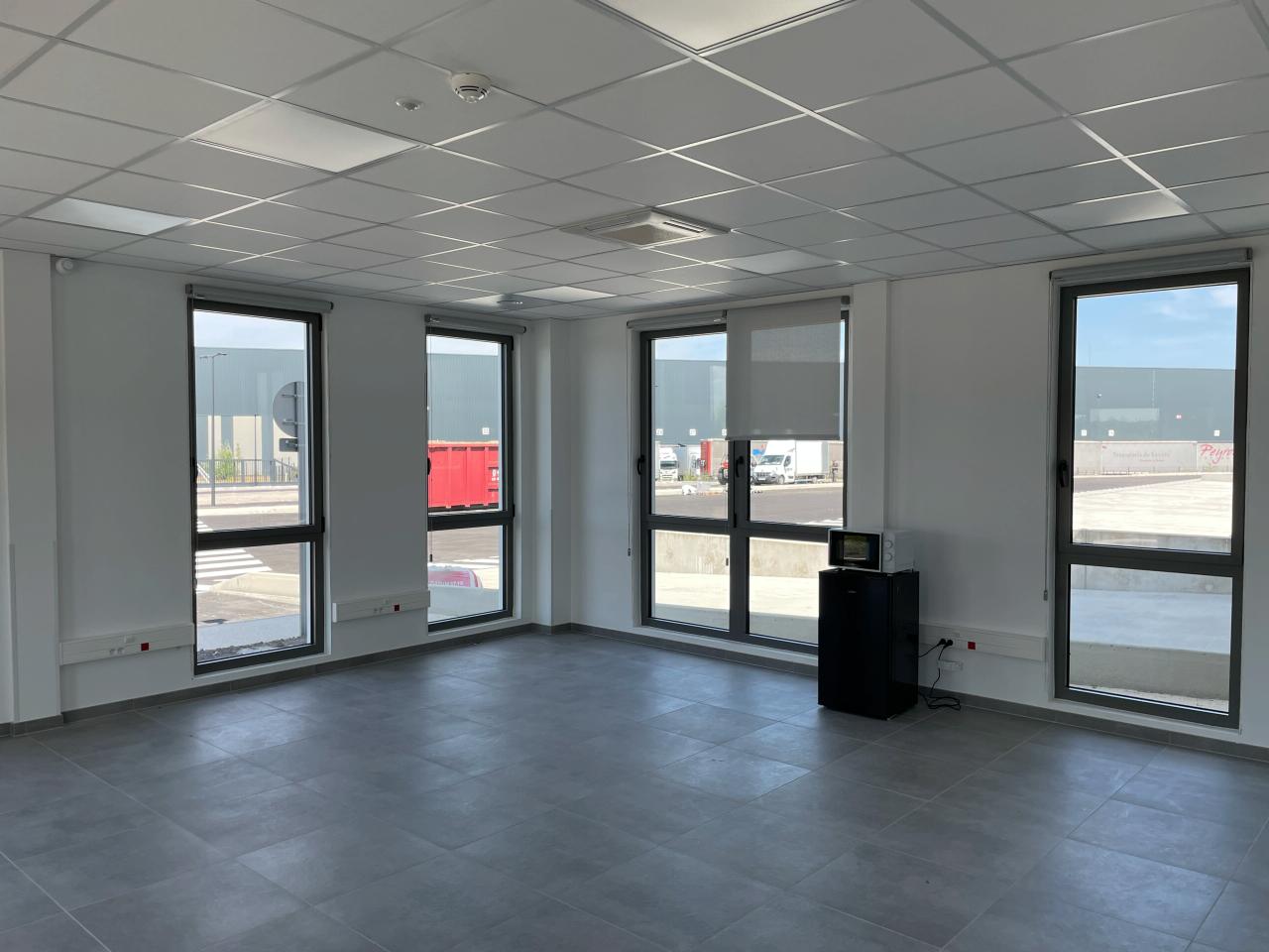 Entrepôt Ayguemorte-les-Graves 4943m² Location entrepôt Ayguemorte-les-Graves Gironde OLLOG2314778 24